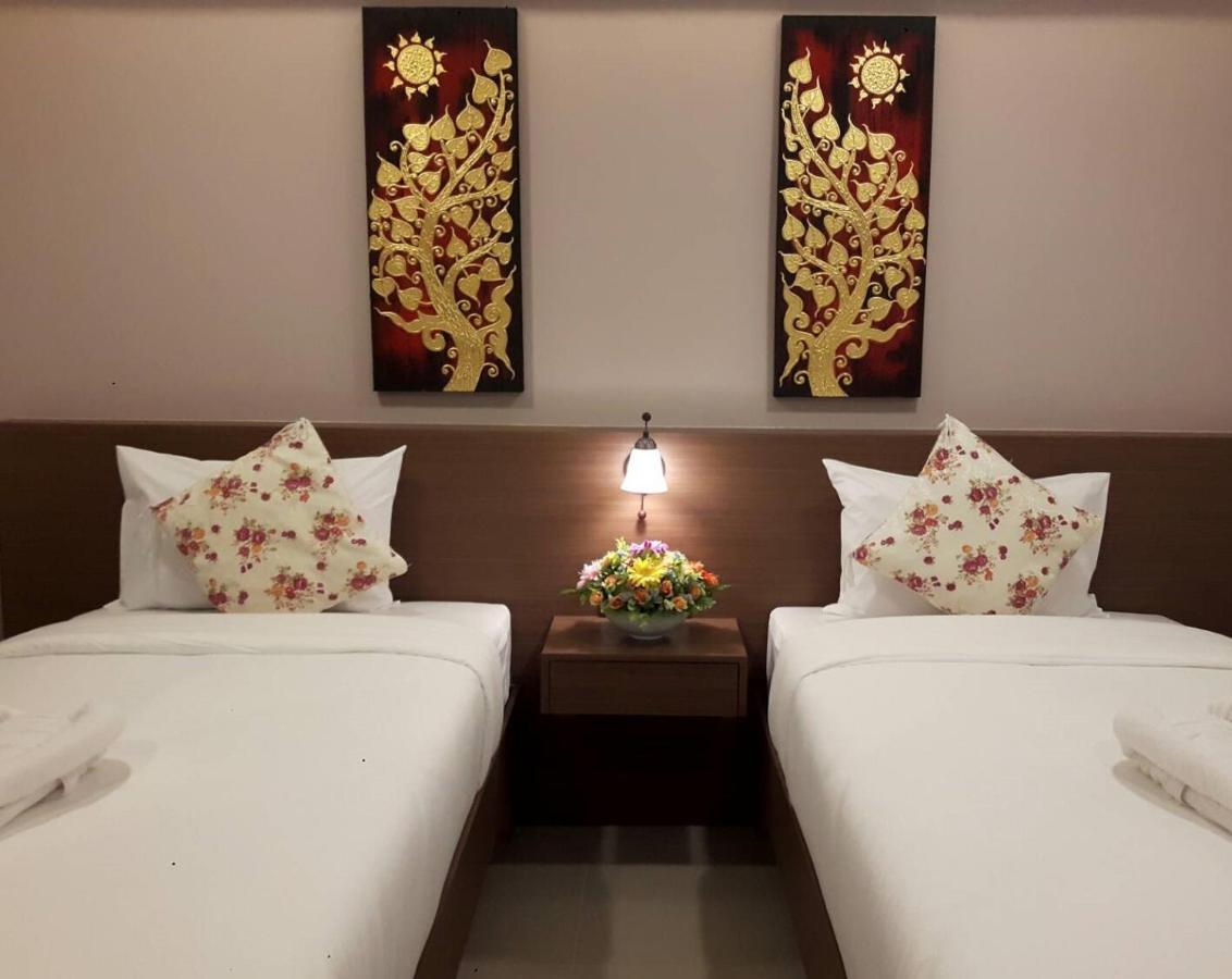 Vista Hotel Chiang Mai - Sha Extra Plus Exterior photo