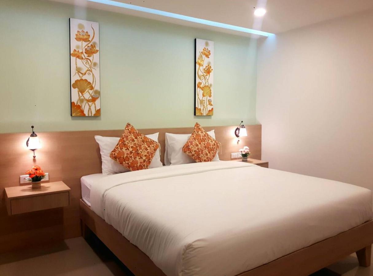 Vista Hotel Chiang Mai - Sha Extra Plus Exterior photo