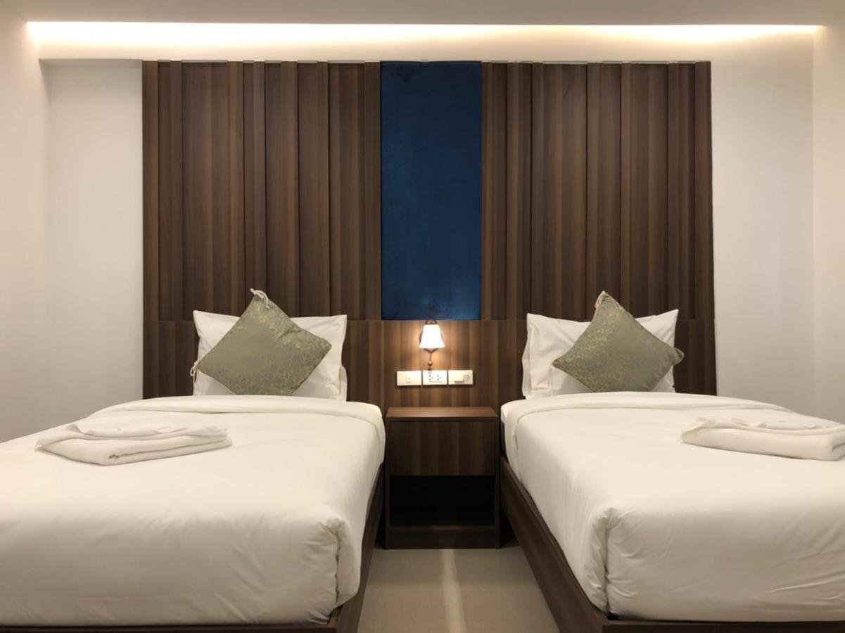 Vista Hotel Chiang Mai - Sha Extra Plus Exterior photo