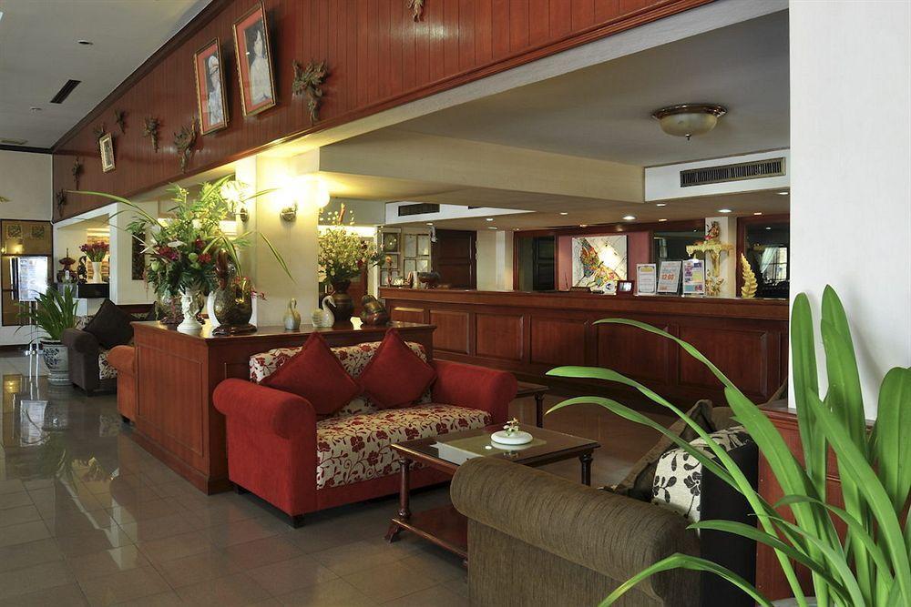 Vista Hotel Chiang Mai - Sha Extra Plus Exterior photo