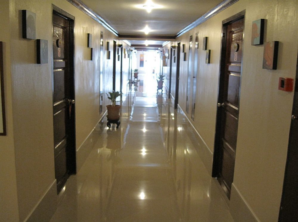 Vista Hotel Chiang Mai - Sha Extra Plus Exterior photo